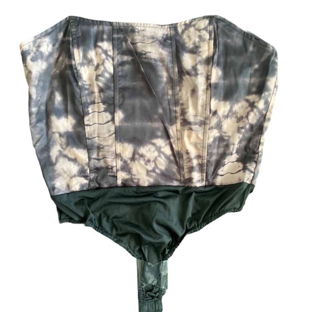 PRETTYLITTLETHING corset bodysuit